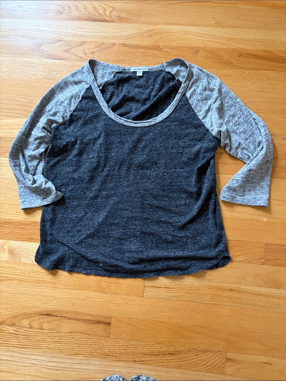 James Perse Heathered Charcoal Raglan Scoop Neck Tee
